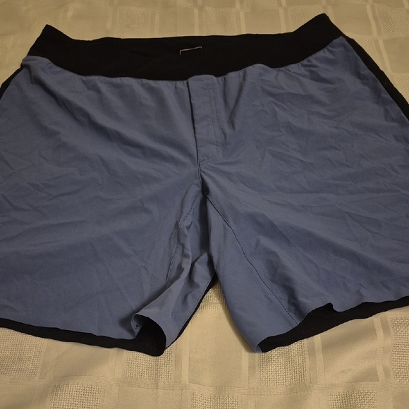 On Running Men's Athletic Shorts With Built-In Underwear - Purple and Black - Picture 8 of 16